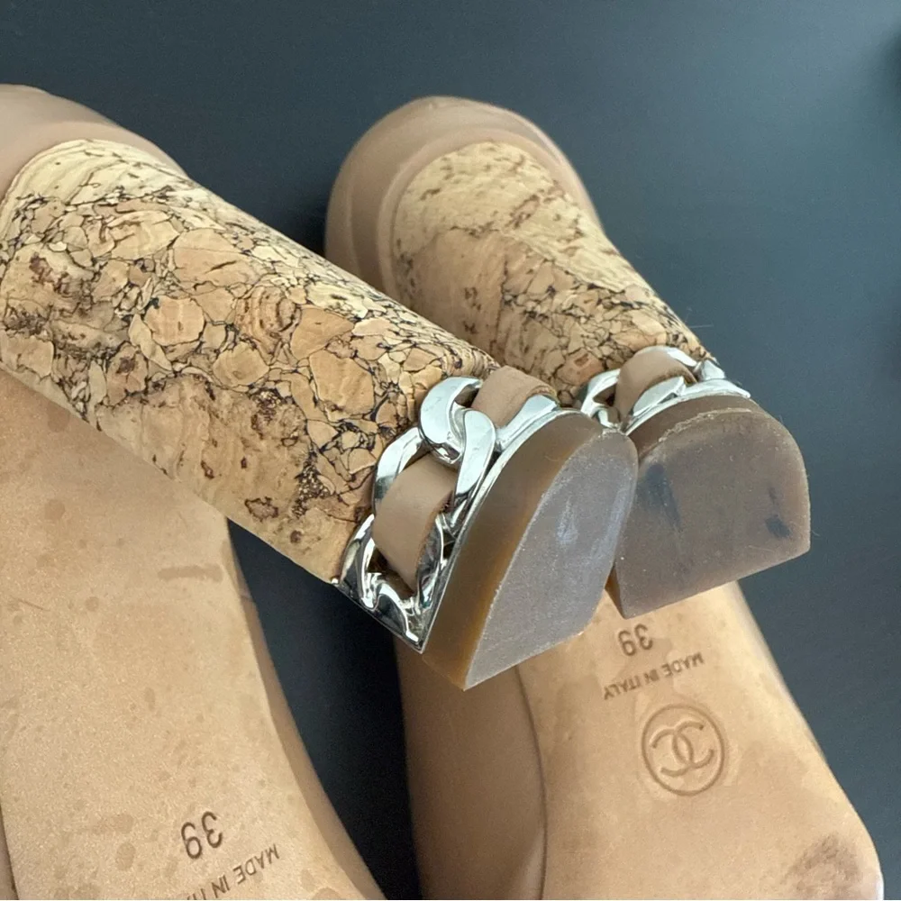 CHANEL Peep Toe Platform Cork Chain Interlocking CC Logo Pumps